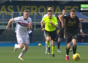 开云下载-博洛尼亚球员状态起伏，教练组寻找最佳战术