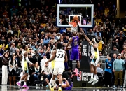 开云体育下载-湖人迎来一场惊险的篮球对决