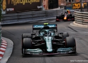 开云体育app-威廉姆斯翻盘梅赛德斯，塞恩斯带队取胜的简单介绍