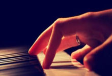 开云体育_狼队主场-逆转纽卡斯尔，豪取三分的简单介绍