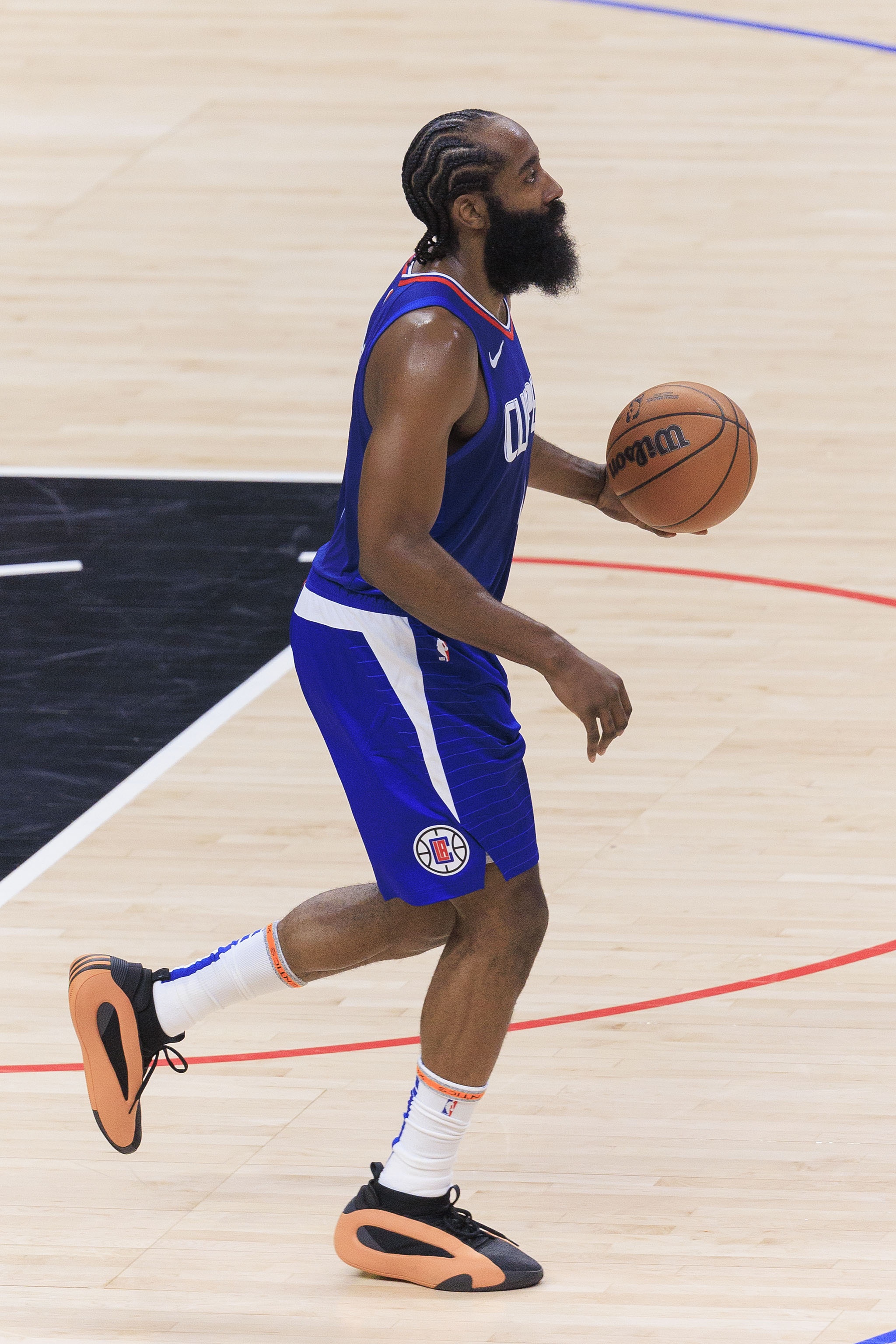 关于勇士的外线可劲跳快船的速度完全跟不上的信息 关于勇士的外线可劲跳快船的速度完全跟不上的信息