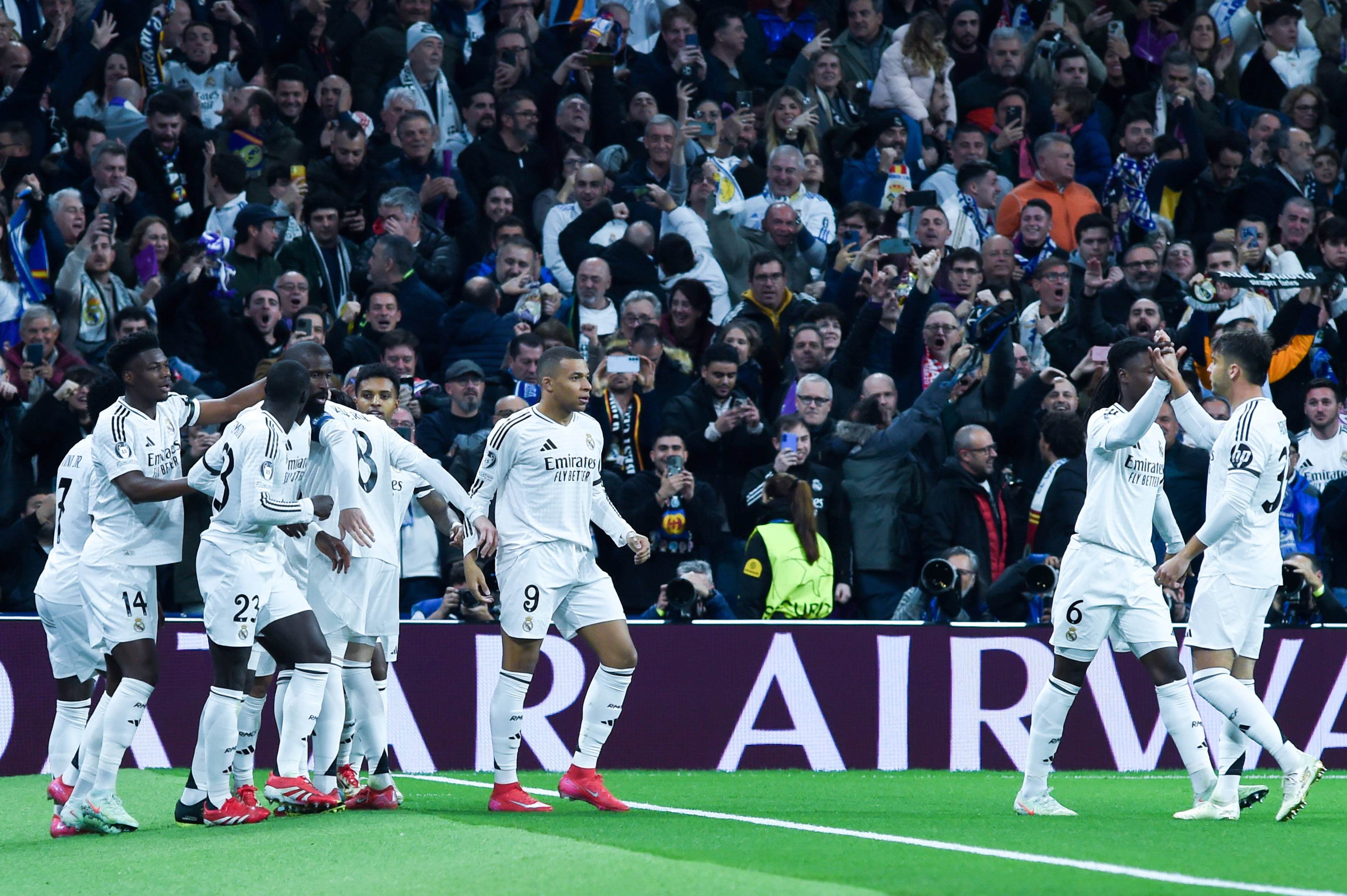 阿森纳客场大胜,取得欧冠资格的希望大增的简单介绍 阿森纳客场大胜,取得欧冠资格的希望大增的简单介绍