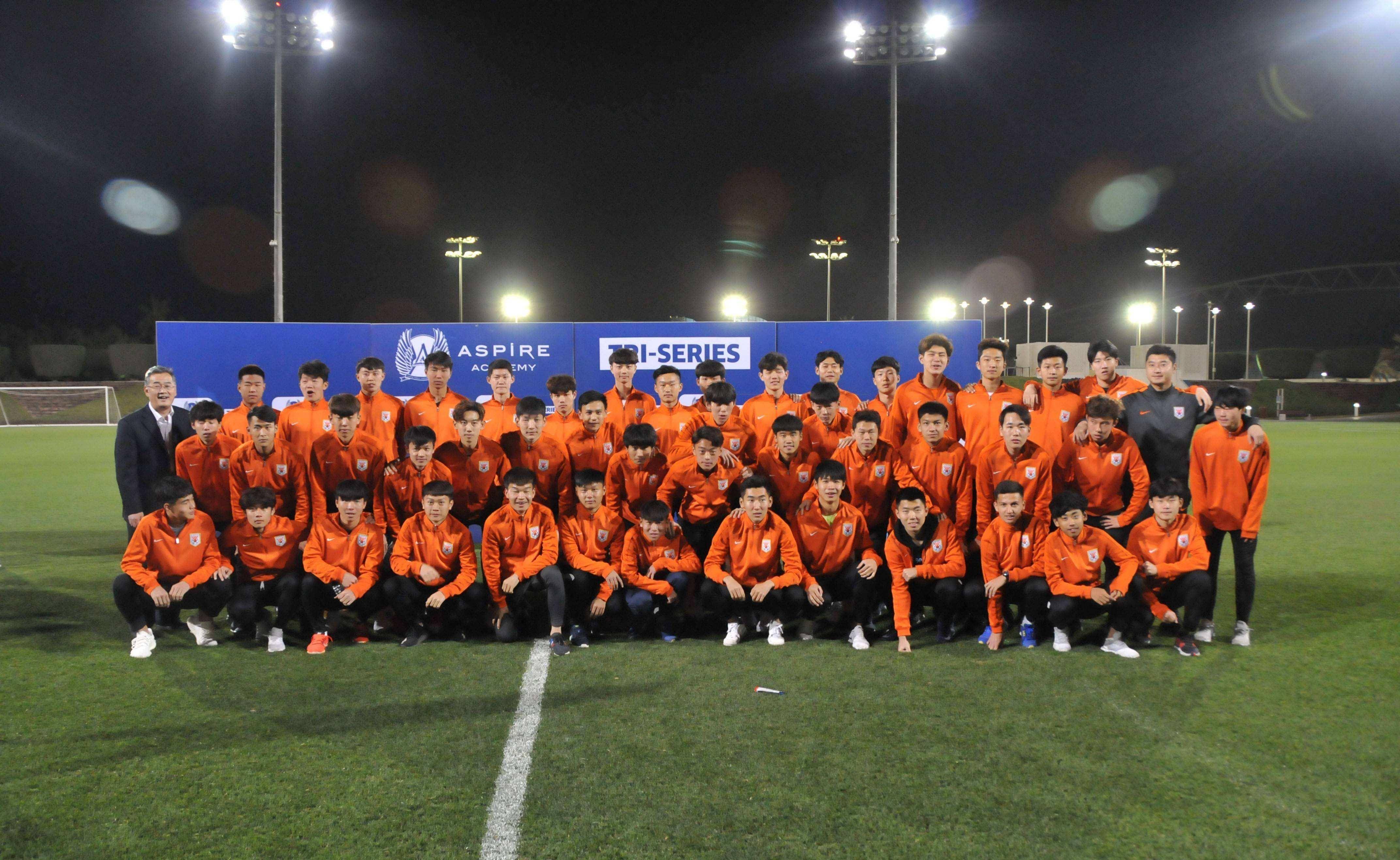 杜塞尔多夫新晋中场崭露头角,算是球队新希望的简单介绍 杜塞尔多夫新晋中场崭露头角,算是球队新希望的简单介绍