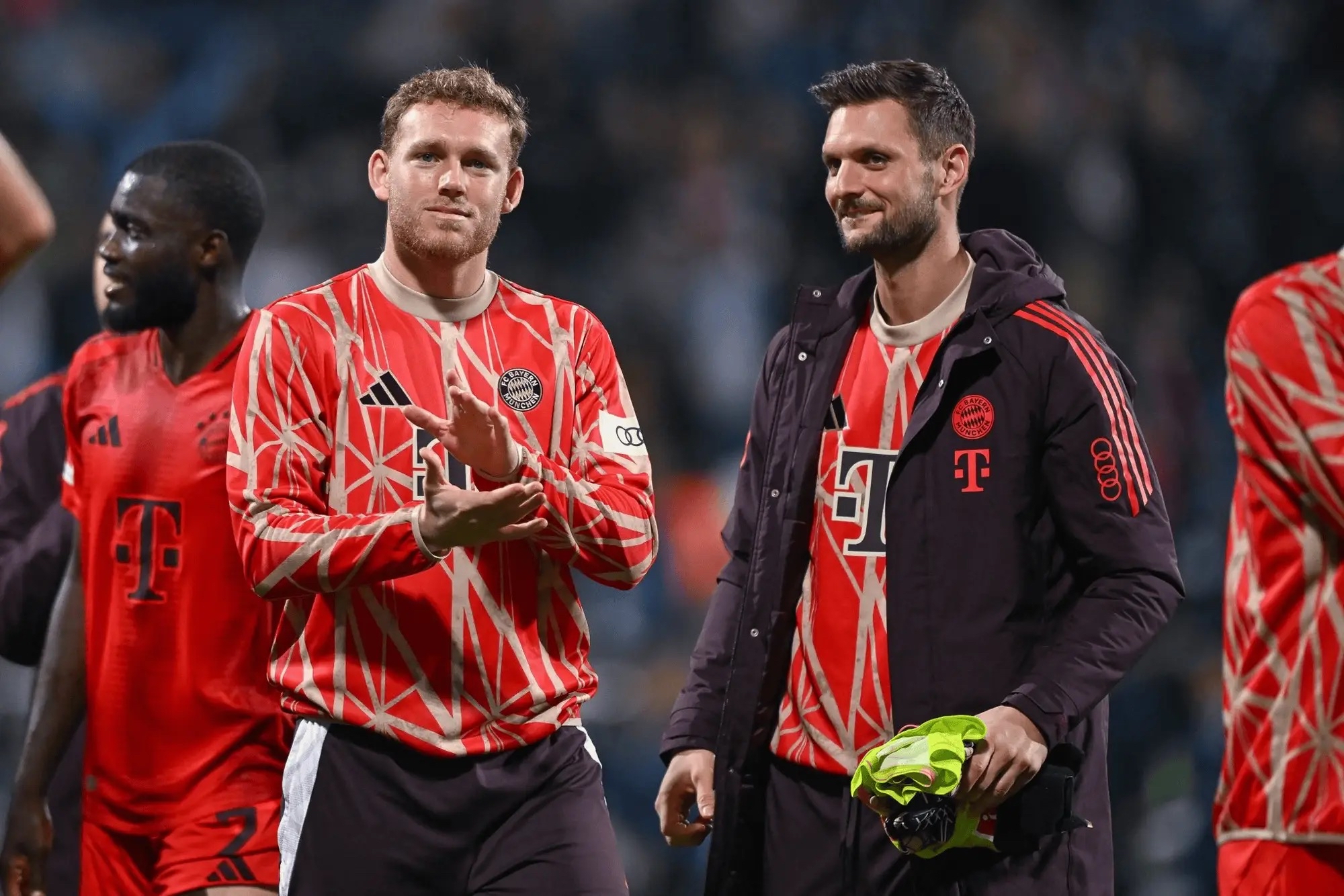 包含拜仁慕尼黑连胜表现出色,稳坐德甲榜首的词条 包含拜仁慕尼黑连胜表现出色,稳坐德甲榜首的词条