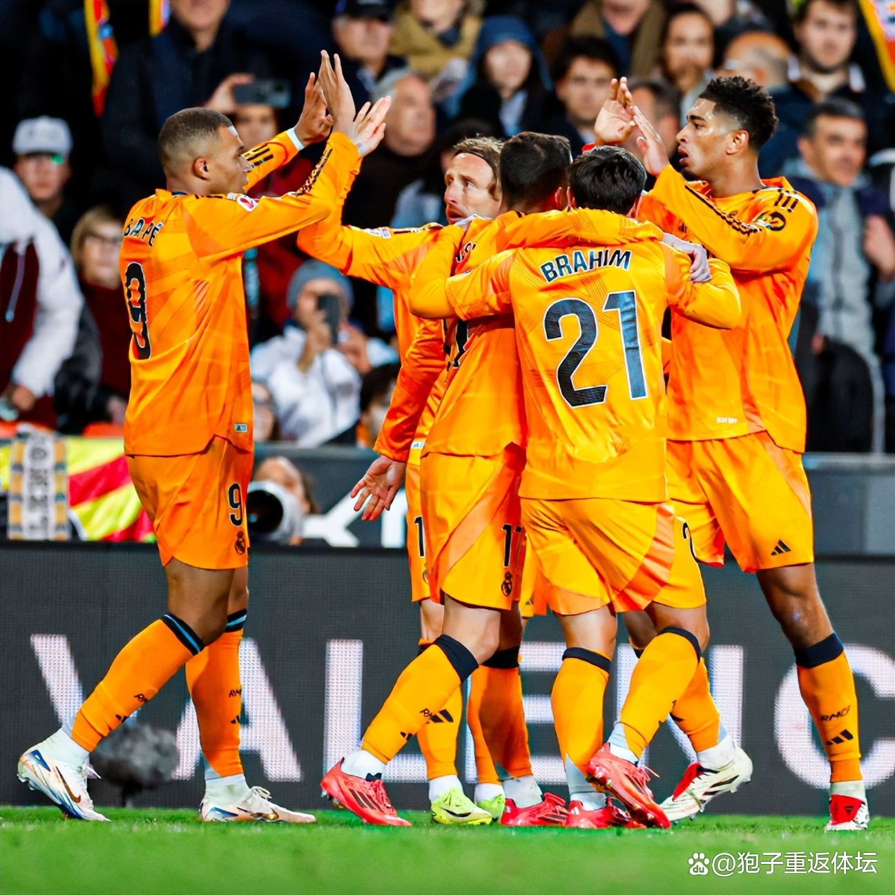 西甲豪门战胜对手,晋级欧冠半决赛 西甲豪门战胜对手,晋级欧冠半决赛