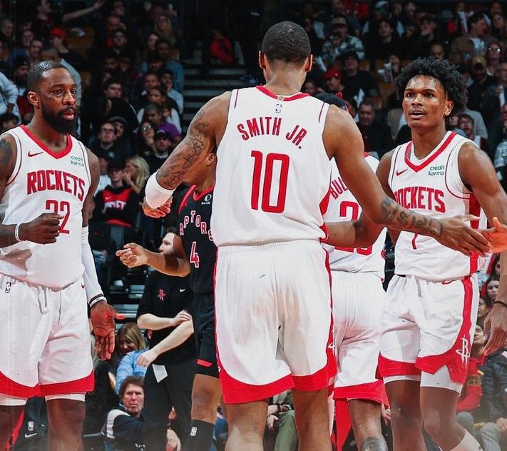 火箭队全队伤员加入训练战意昂扬的简单介绍 火箭队全队伤员加入训练战意昂扬的简单介绍