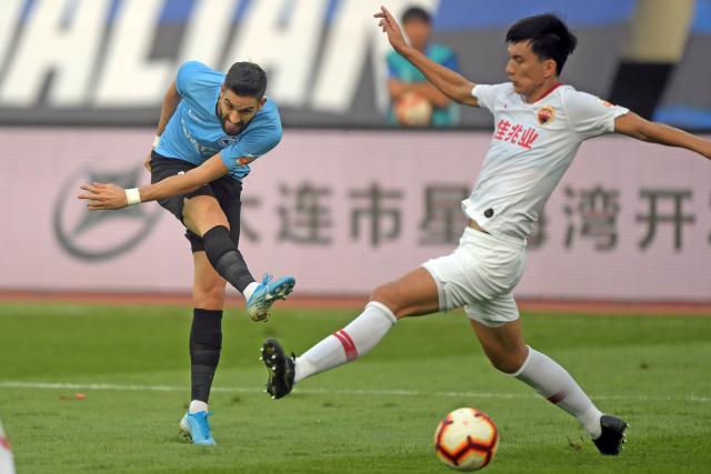 关于大连一方终结深圳佳兆业不败纪录,取得胜利的信息 关于大连一方终结深圳佳兆业不败纪录,取得胜利的信息