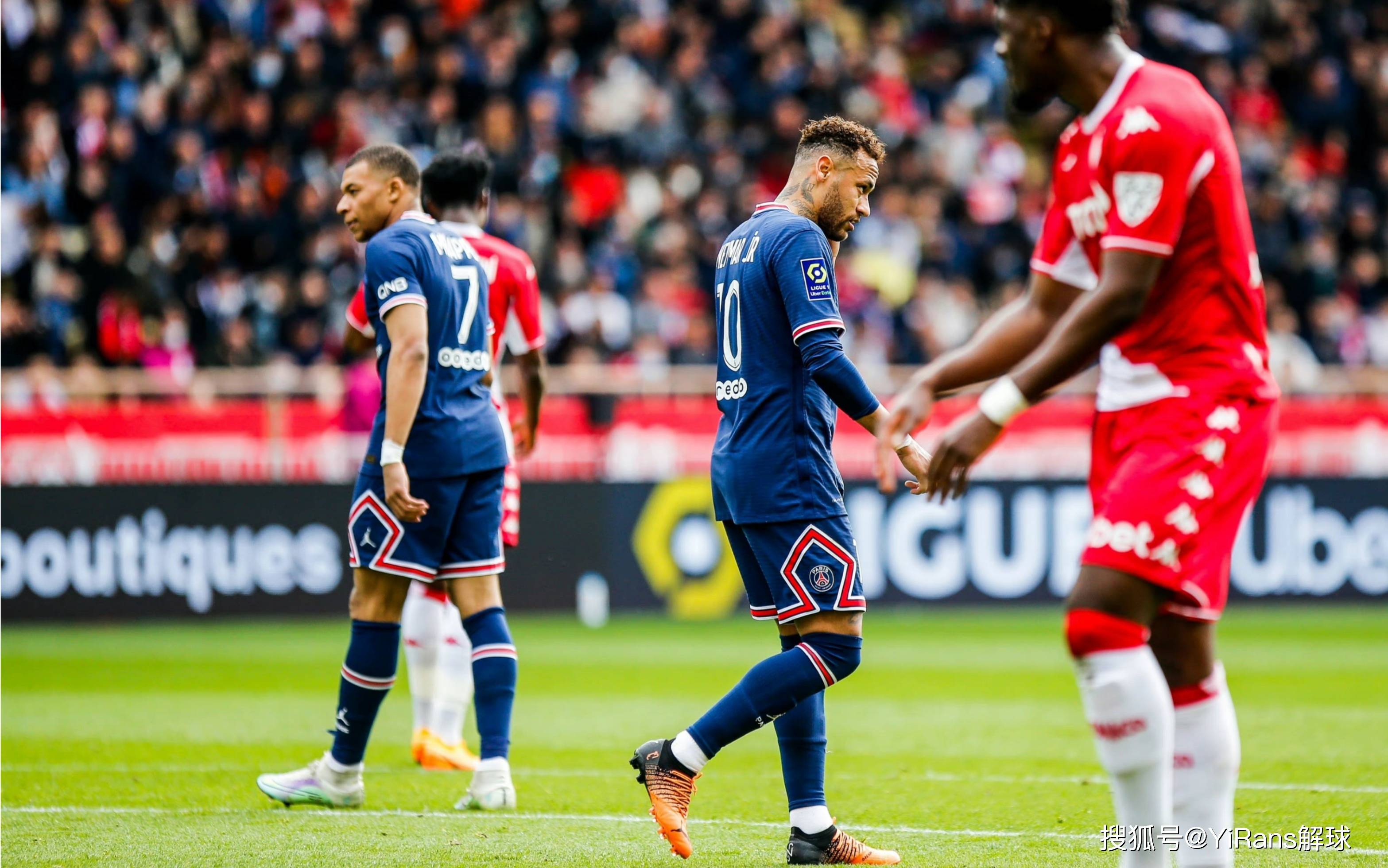 巴黎圣日耳曼在法甲比赛中获胜 巴黎圣日耳曼在法甲比赛中获胜