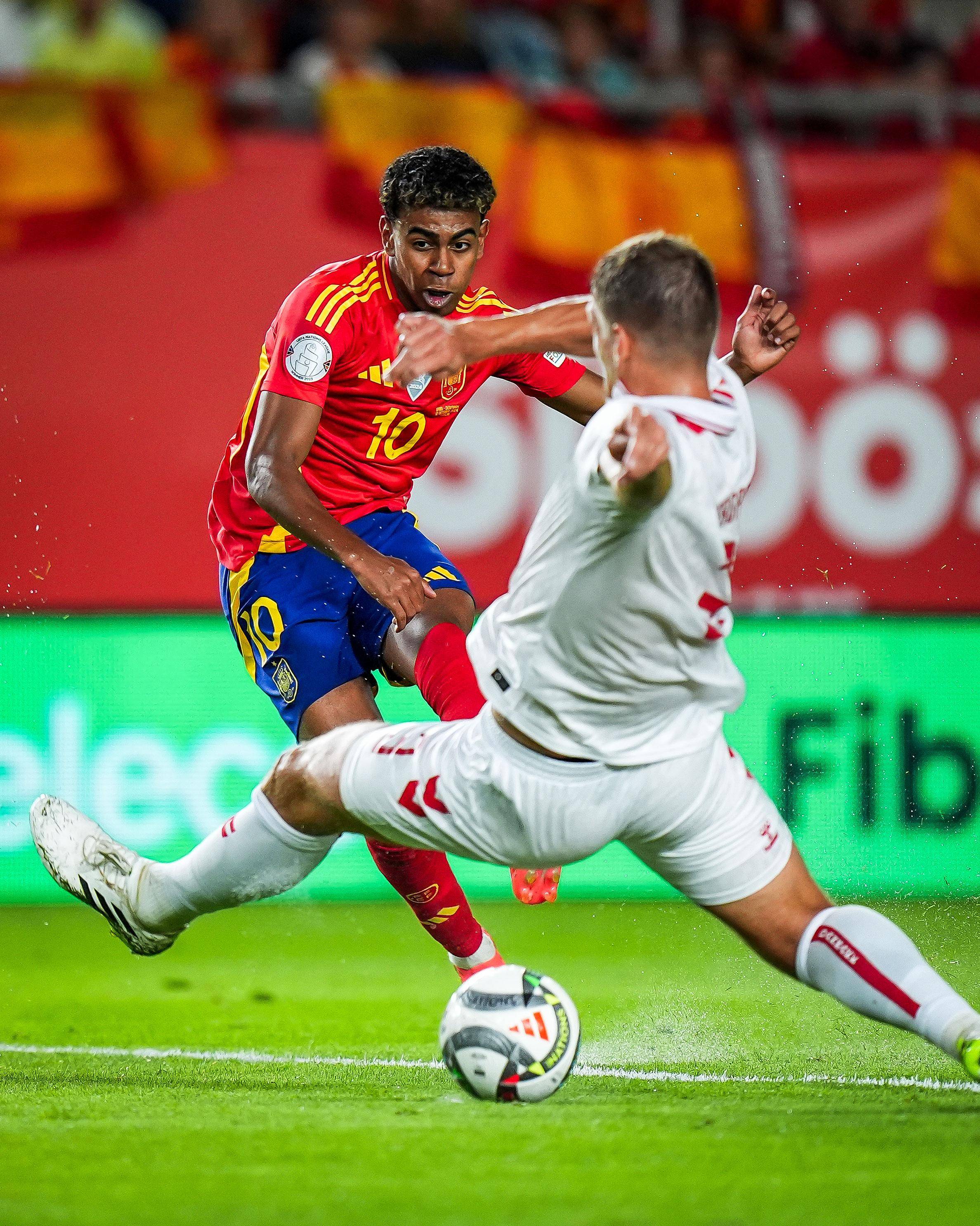 巴布亚新几内亚队在比赛中克服困难的简单介绍 巴布亚新几内亚队在比赛中克服困难的简单介绍