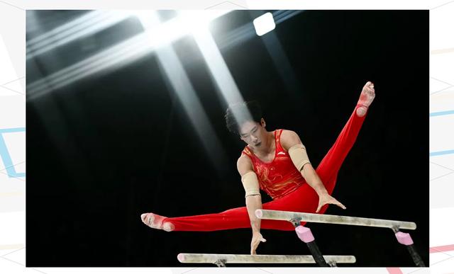 运动员在实力碰撞中展现拼搏 运动员在实力碰撞中展现拼搏