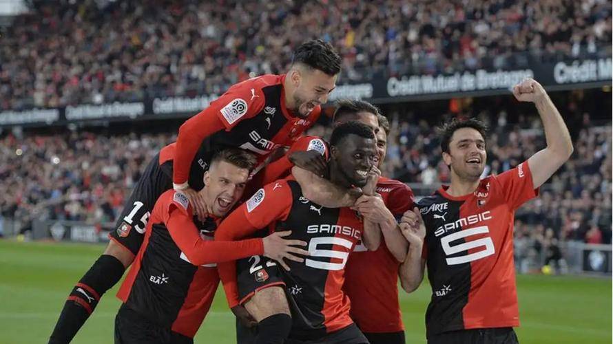 雷恩中场状态高涨入选国家队集训的简单介绍 雷恩中场状态高涨入选国家队集训的简单介绍