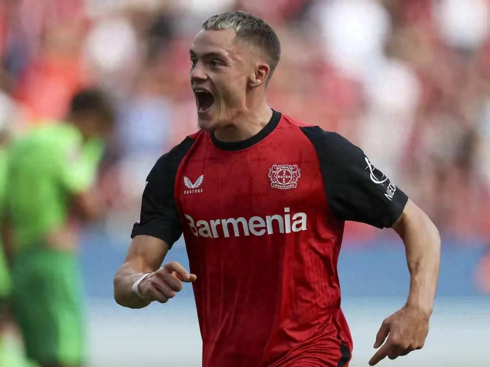 梅因茨球员表现出色,为球队的胜利做出了重要贡献的简单介绍 梅因茨球员表现出色,为球队的胜利做出了重要贡献的简单介绍