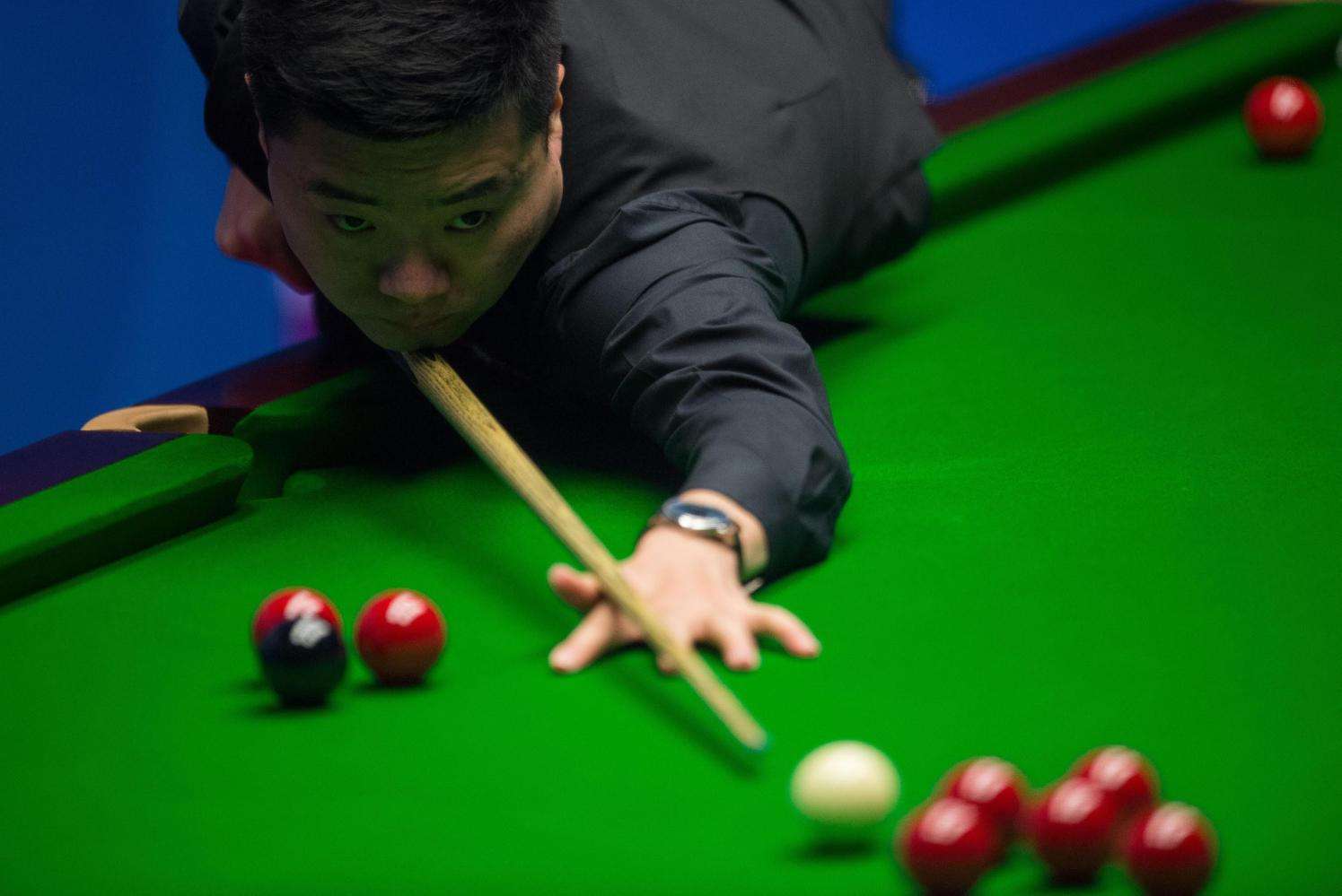 印度篮球队苦战不敌对手，遗憾出局