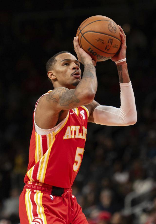 老鹰主场取胜,全队士气爆棚的简单介绍 老鹰主场取胜,全队士气爆棚的简单介绍