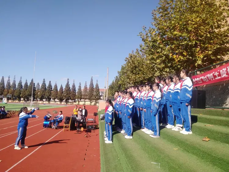 太阳战胜爵士,唱着胜利的颂歌 太阳战胜爵士,唱着胜利的颂歌