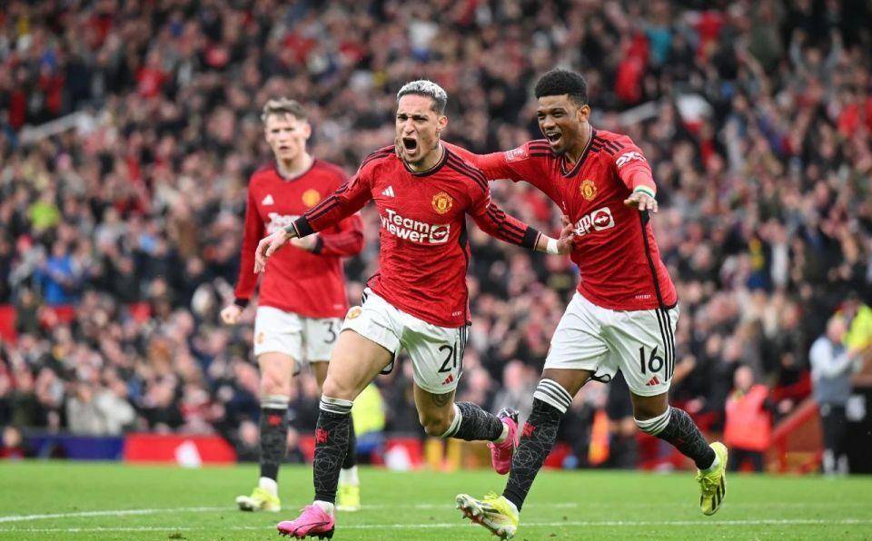 关于曼联逆转胜利惊险赛,展现出强大的斗志和团队合作的信息 关于曼联逆转胜利惊险赛,展现出强大的斗志和团队合作的信息