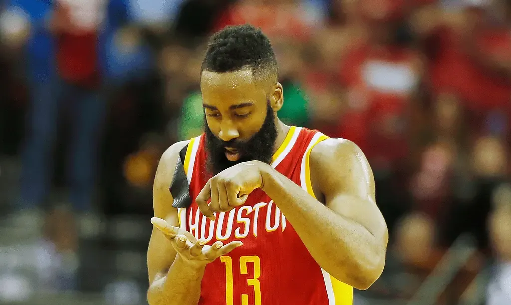 火箭客场大胜篮网，哈登砍下高分助球队轻松取胜的简单介绍