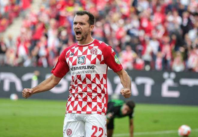 关于美因茨队客场不敌对手,积分停滞的信息 关于美因茨队客场不敌对手,积分停滞的信息