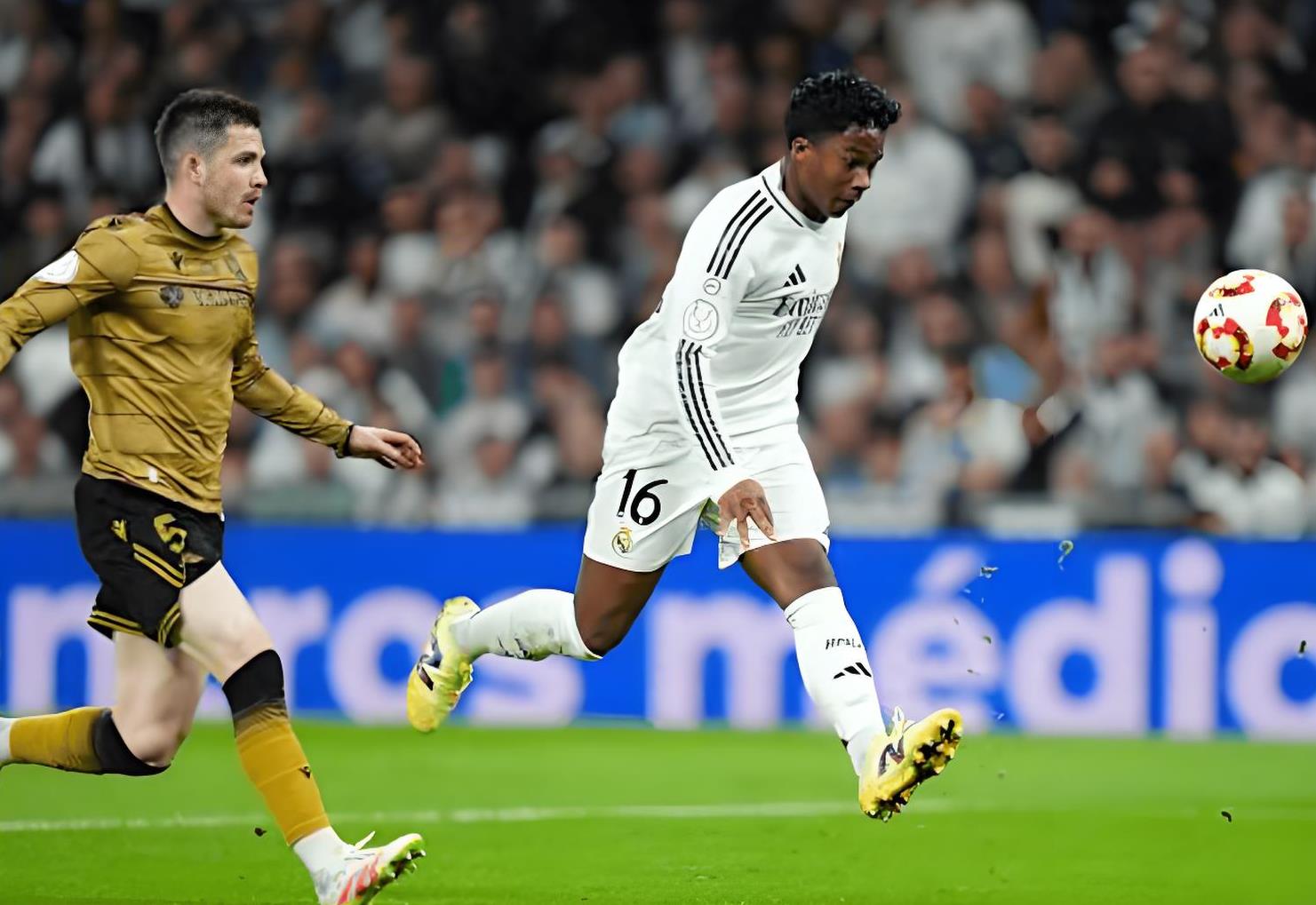 球员精准射门技术得分,作为最佳进攻手的简单介绍 球员精准射门技术得分,作为最佳进攻手的简单介绍