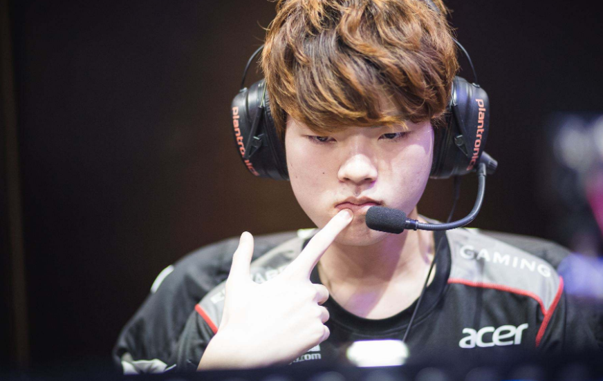 100T碾压TL,Deft完成史诗逆转成都决赛之夜2:0(上海) 100T碾压TL,Deft完成史诗逆转成都决赛之夜2:0(上海)