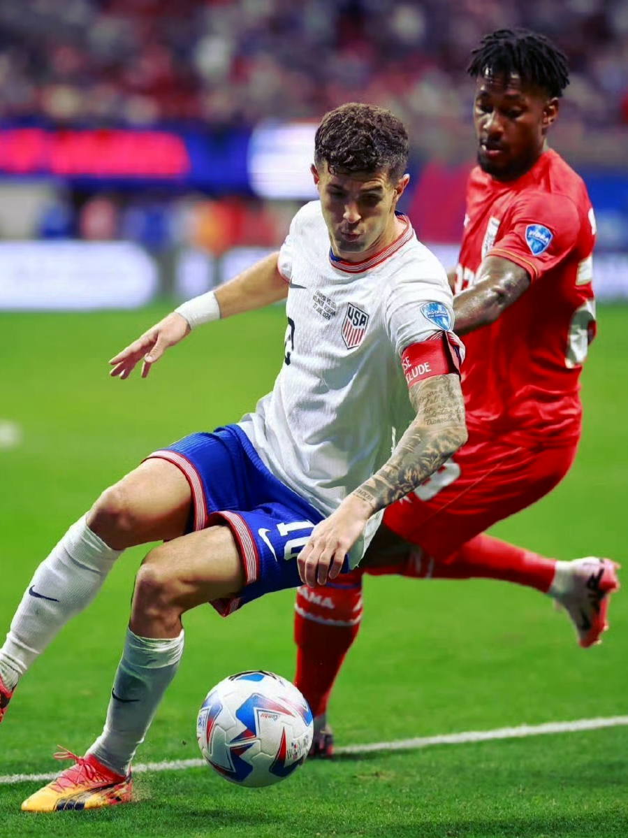 包含足球赛场强强对话,球队实力角逐的词条 包含足球赛场强强对话,球队实力角逐的词条