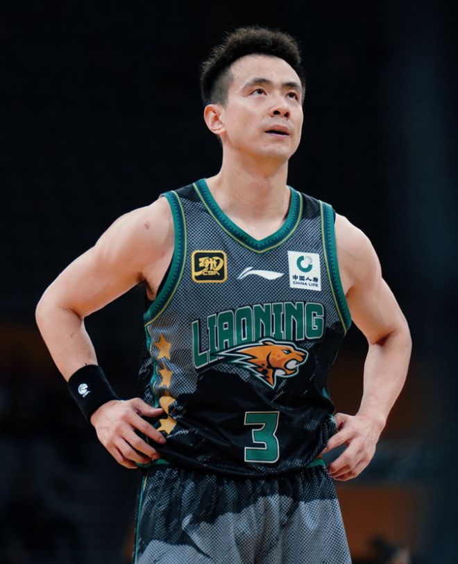 篮网轻取吉林队，赵继伟带队取胜